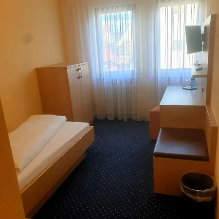 Szálloda Rössle Freiberg am Neckar