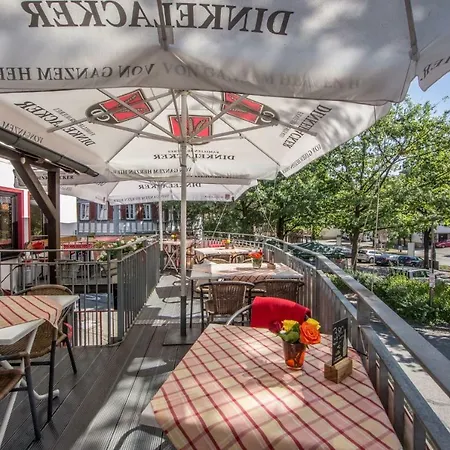 Szálloda Rössle Freiberg am Neckar